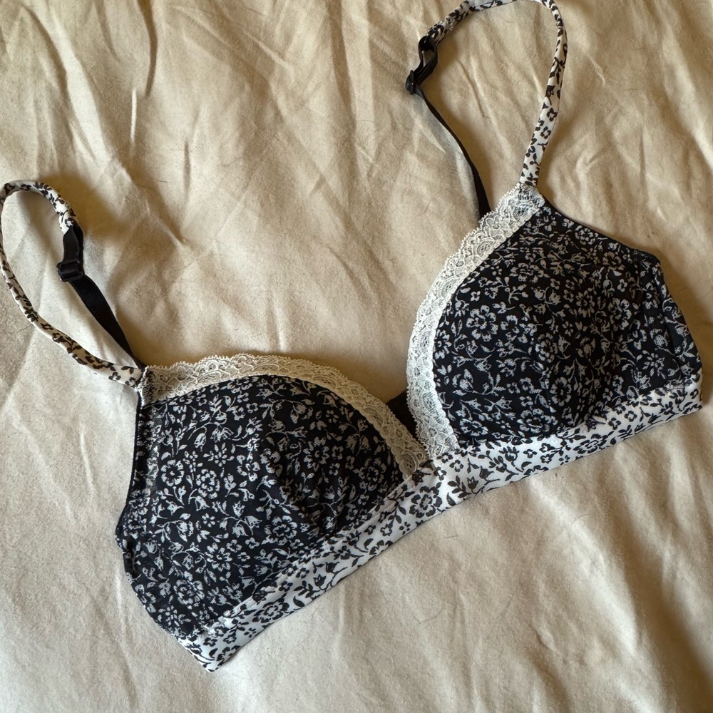 Floral Lace Trim Bra